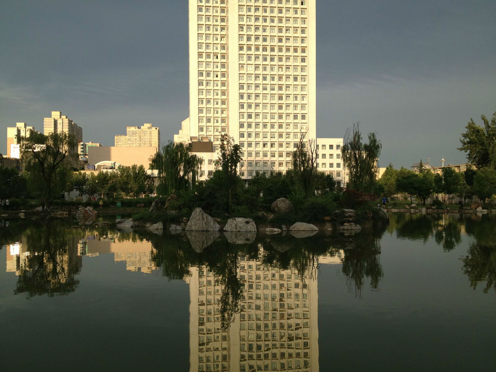 西安美术学院2.jpg